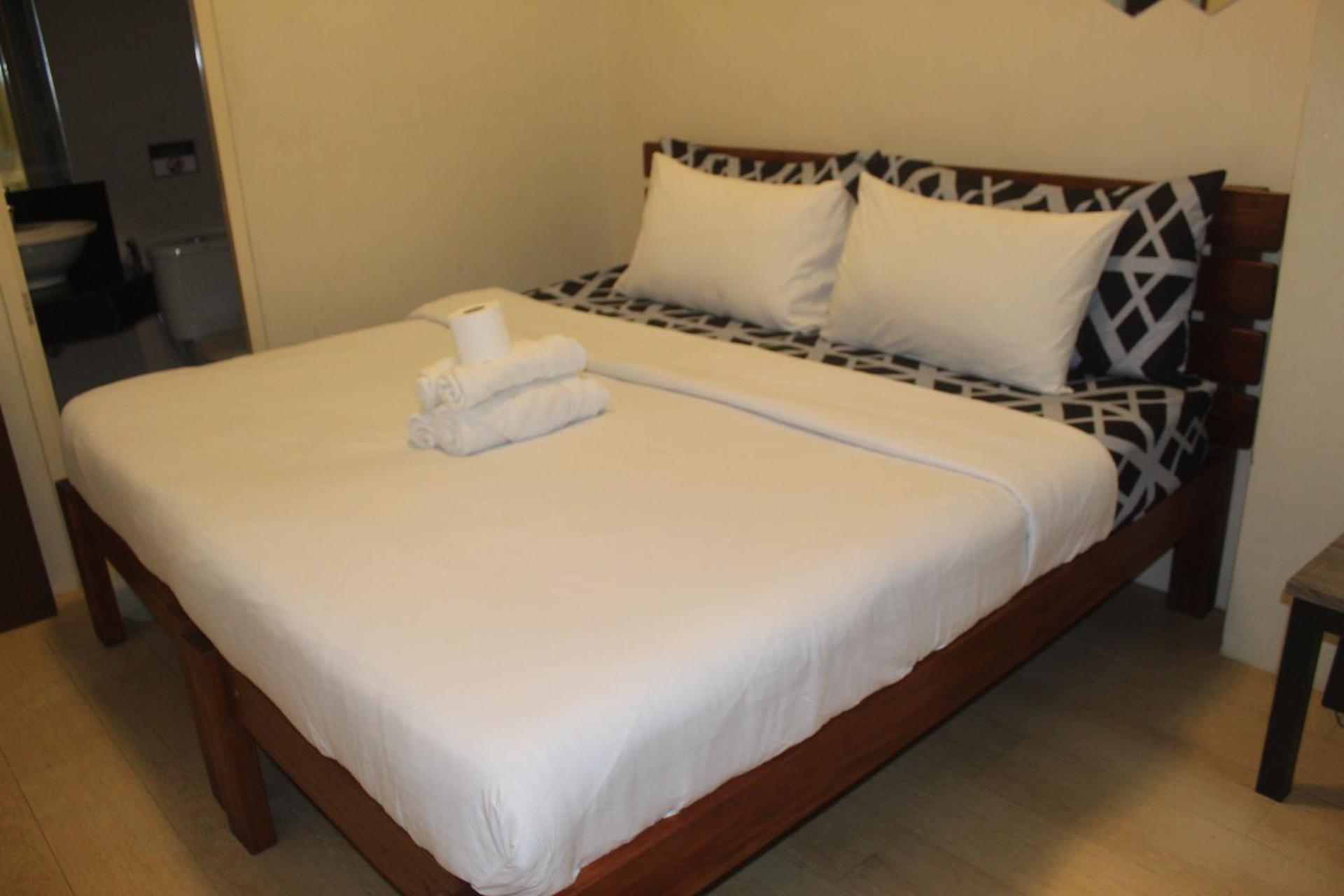 Condo 1 Palm Tree Across Naia T3 Pasay Exterior foto